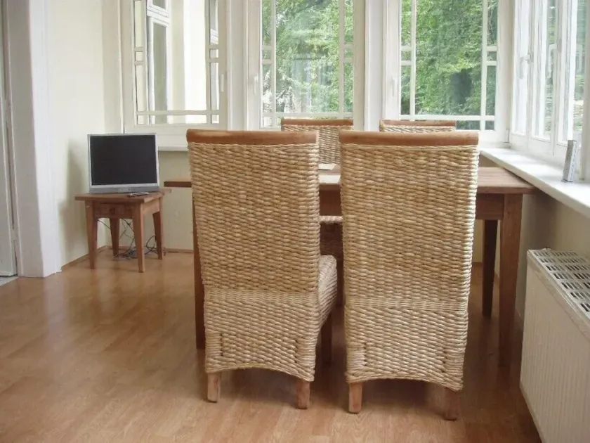 Beautiful apartment on the second floor in a lovely restored villa - Image 1