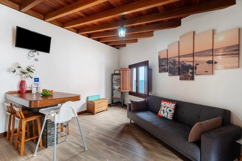 Ferienwohnung 'Casa Frente Al Mar La Ponderosa' mit Meerblick - Image 1
