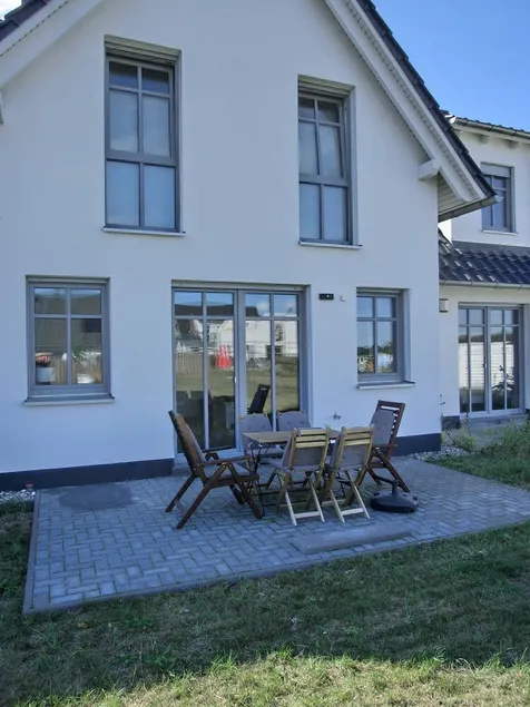 Vacation home FH24 - semi-detached house for 6 persons, 110 m², incl. bed linen, WLAN - Image 1