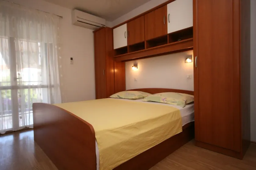 Studio flat with terrace and sea view Baška Voda, Makarska (AS-6827-b) - Image 1
