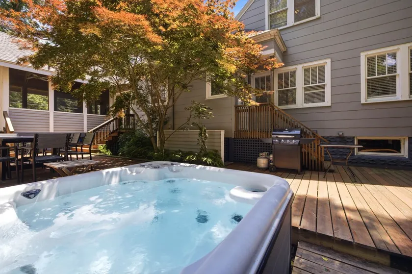 (Kalender 2020 åben!) Rummelig Union Pier Beach Style Cottage tæt på Lake Michigan! - Image 1