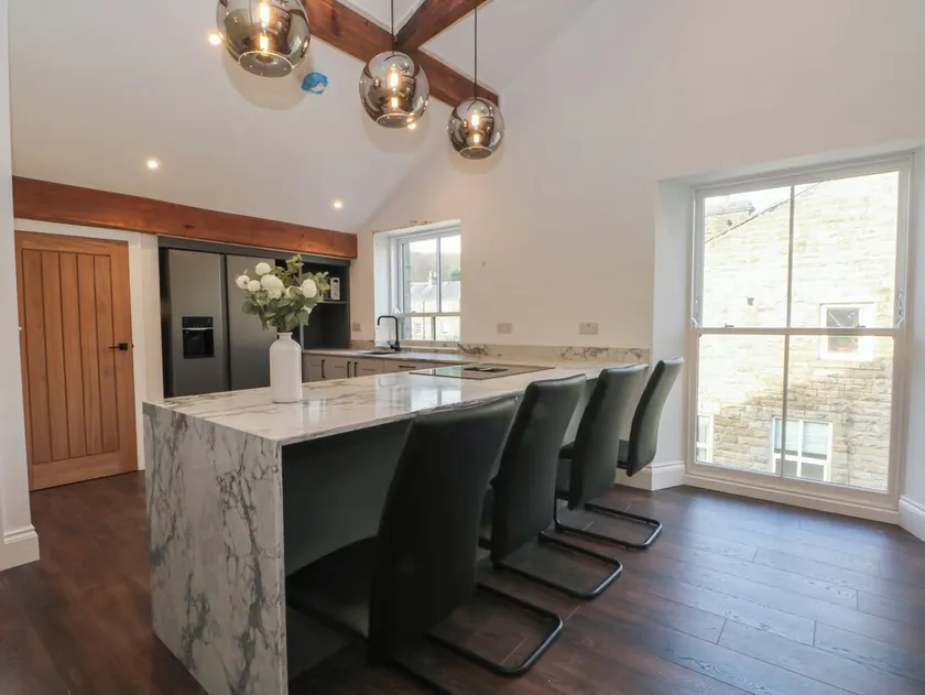 The Penthouse at 86 - Image 1