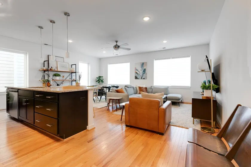 Elegant 3-Bedroom Home with Stunning Rooftop Deck & Dining Area - Image 1