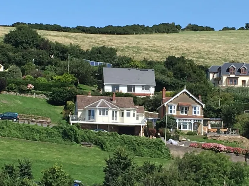 Modern 3 Bedroom Bungalow with Fantastic Views Over the Bay of Combe Martin - Image 1