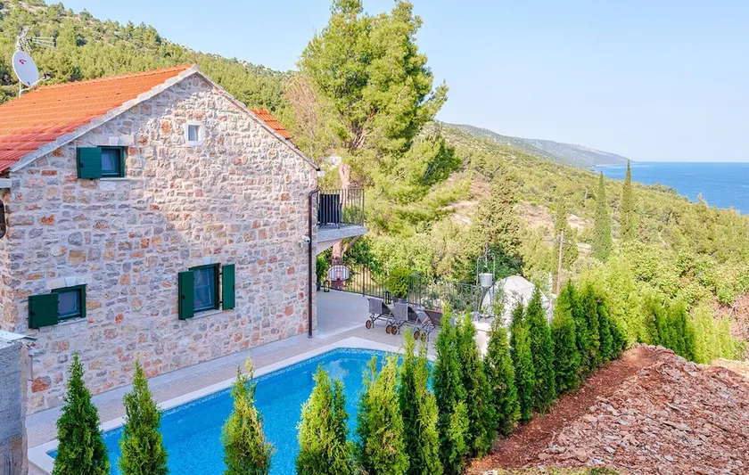 Beautiful Home In Gromin Dolac With Sauna - Image 1