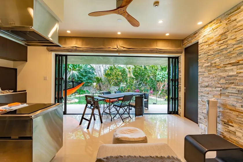 BANYAN217 - Image 1
