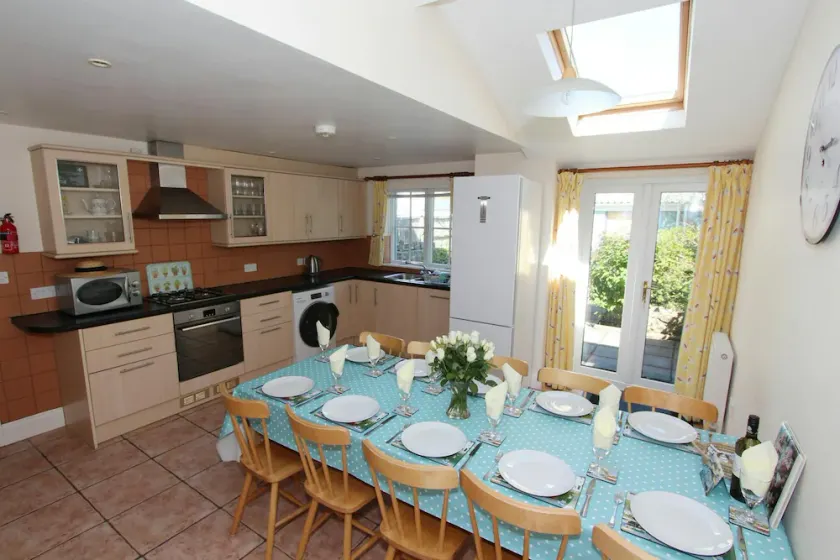 South Seas Tenby - Image 1