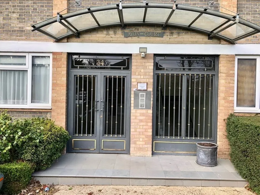 Luxury Studio 5 mins east Putney tube station - Image 1