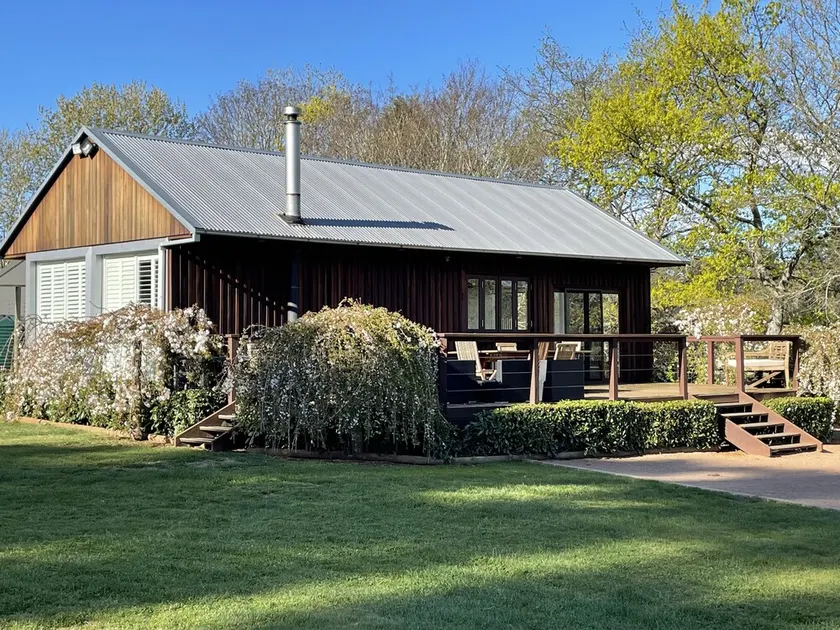 The Lodge Farmstay Fitzroy Falls - Image 1