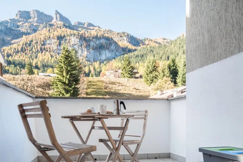 Appartamento \"Casa Muffolina\" con Vista Montagna, Balcone & Wi-Fi - Image 1