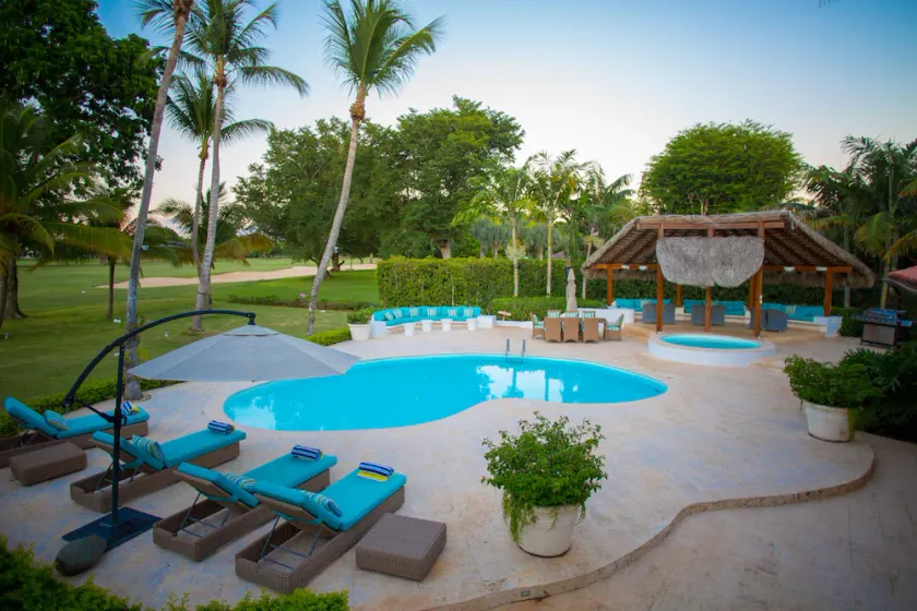 Punta Aguila Spectacular 4 Bdr / 6 Bath Free Golf Cart  Chef and Waiter Included - Image 1