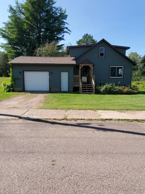 Recently remodeled home, across street from Michigan Snowmobile/ORV Trail #2! - Image 1
