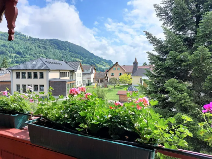 Ferienhaus mit Garten und Grill | Bergblick - Image 1