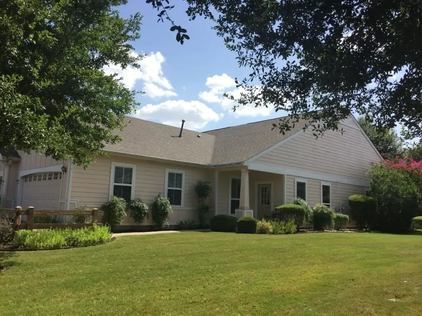 HOME RENTALS IN SUN CITY GEORGETOWN, TX, near Austin 105 Providence St - Image 1