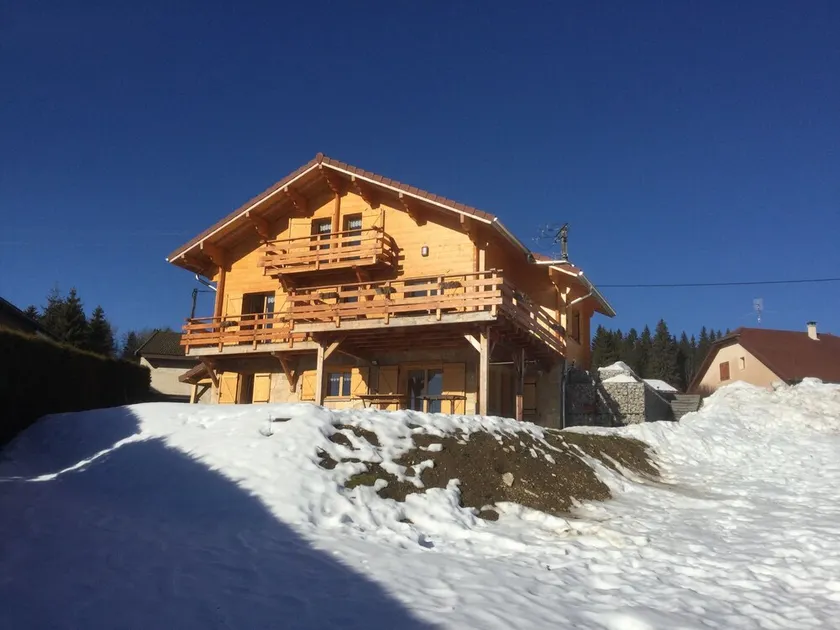 4 * Chalet les Gentianes ni Jura Morbier - Image 1