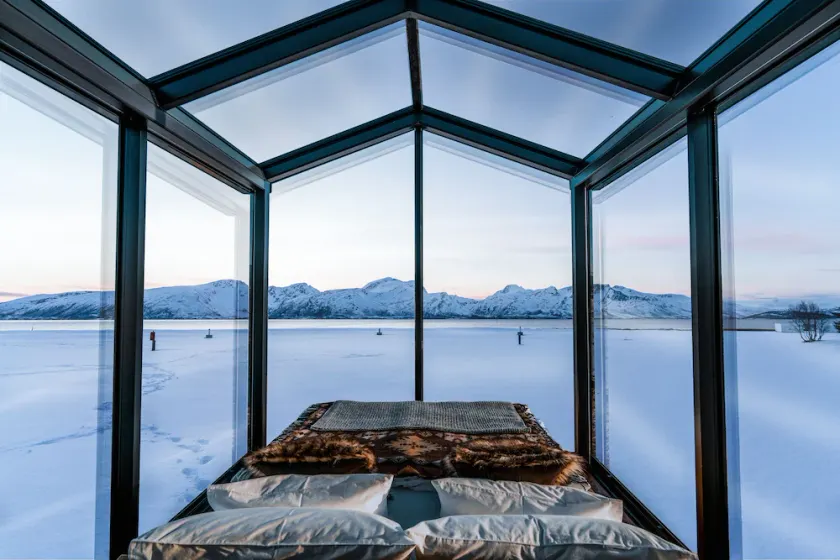 Aera - Glass cabins - Image 1
