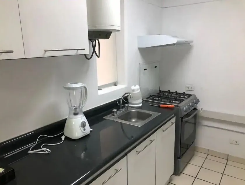 (2) 2-bedroom apartment in Miraflores - Image 1