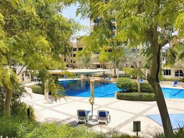 Vogue | The Greens near Emirates Mall | Ski Dubai - Image 1