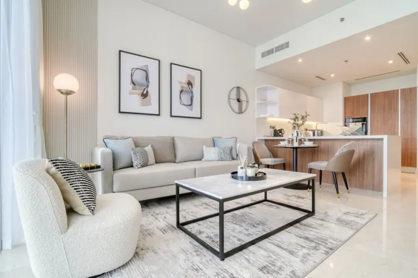 Peaceful 1BR at The Anwa By Omniyat Dubai Maritime City by Deluxe Holiday Homes - Image 1