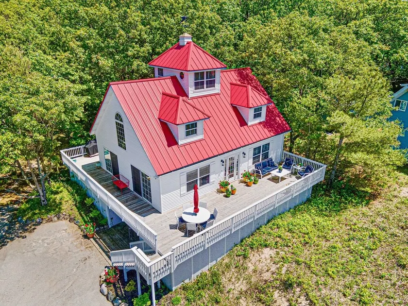 Beachin Lighthouse Villa at Silver Lake Sand Dunes and Little Sable Lighthouse - Image 1