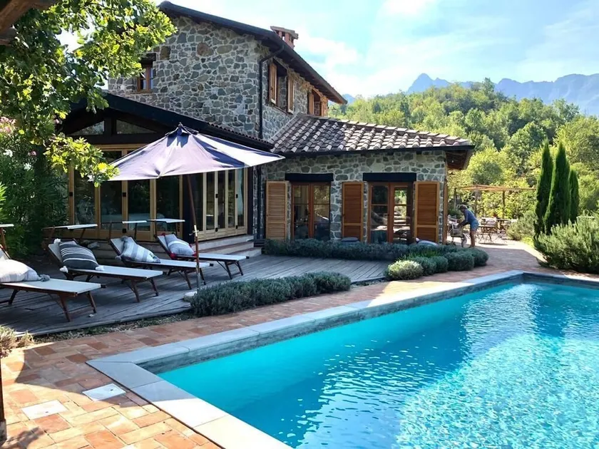 Luxury Tuscan Villa Hideaway in Codiponte, Italy - Image 1