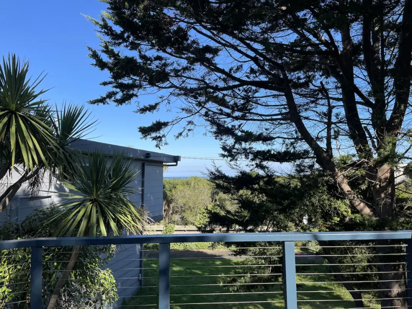 Dolphin Cottage Smiths Beach - Image 1