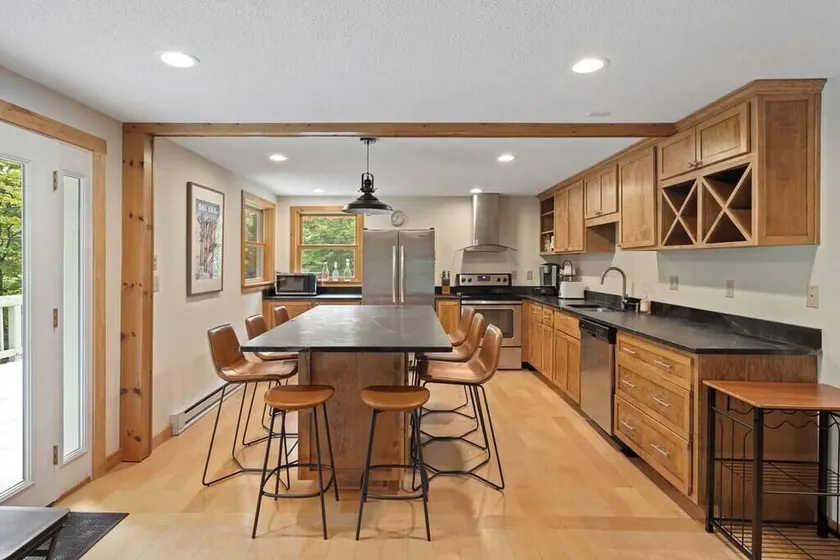 Stylish Chimney Hill Home - Close to Mt. Snow! - Image 1
