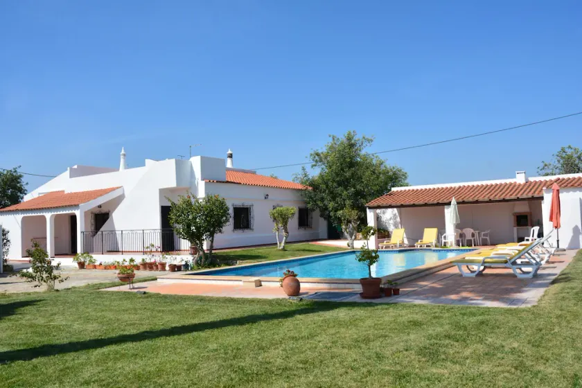 Villa con piscina privata / WI-Fi / Animali ammessi - Image 1