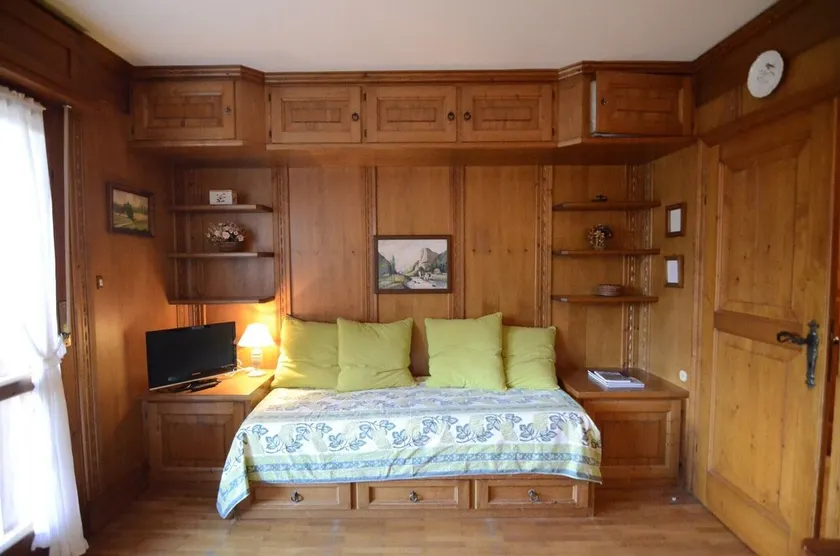Cosy apartment with terrace overlooking Tofana - Image 1