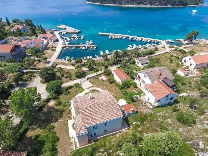 Beachfront Holiday House Kaliope - Image 1