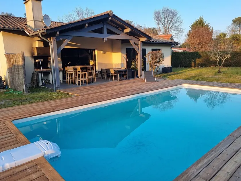 Belle villa  avec piscine près village traditionnel  classée 3 étoiles 🌟 🌟 🌟 - Image 1