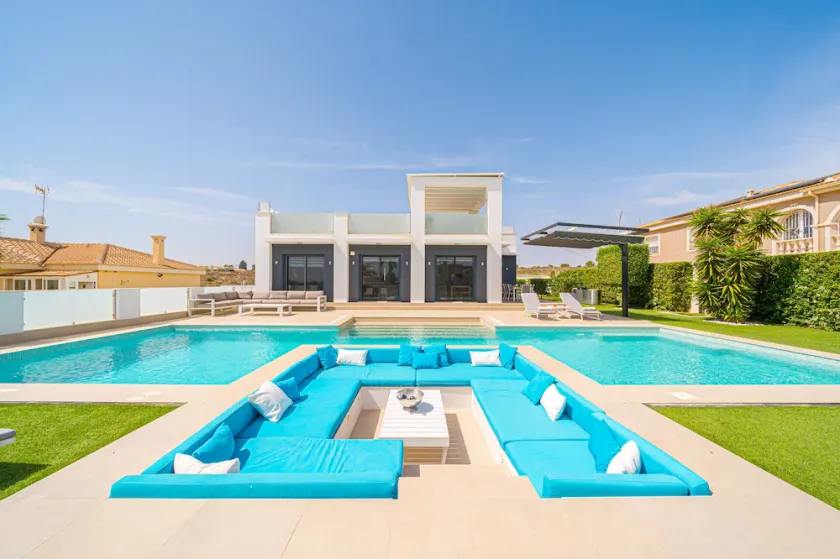 Torremendo - Exclusive and modern holiday house with heated swimming pool - Image 1