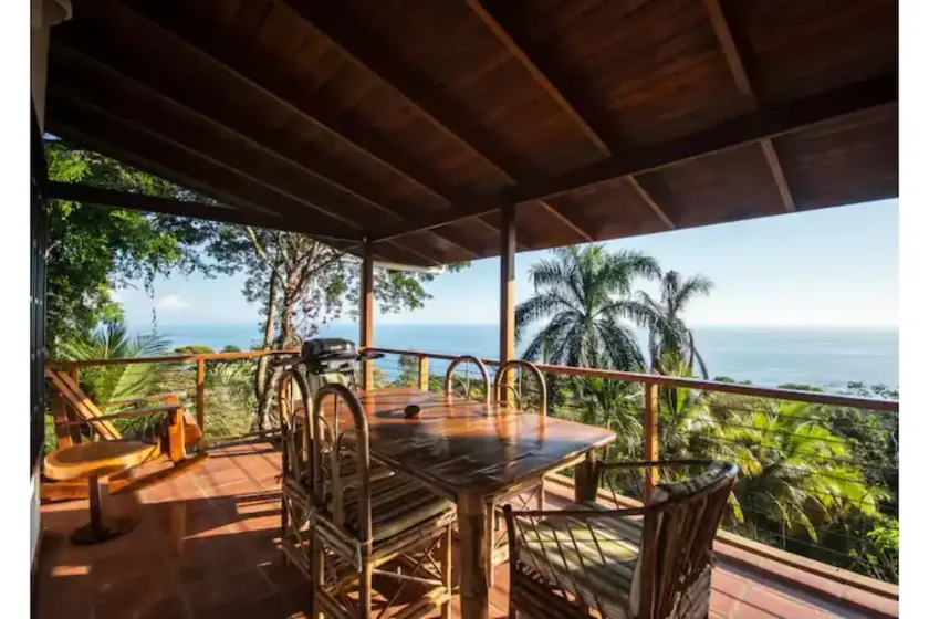 Spacious 3 bedroom villa with the best ocean views! - Image 1