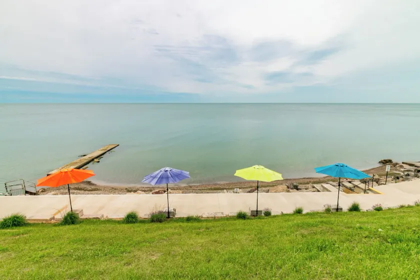 Couchers de soleil magnifiques dans cette retraite au bord du lac de 5 chambres - Pearl Beach Lakehouse - Image 1