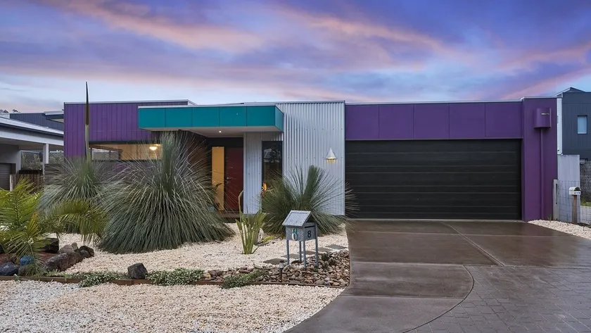 Award Winning Home in the Heart of Anglesea - Image 1