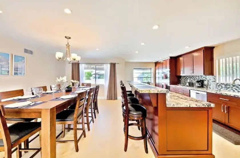 Great for Family's Disneyland Close  5 Bedrooms, 3 Baths, Sleeps 12 Pool Home - Image 1