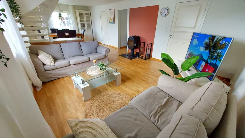 Central modern Lyse Fjord apartment - Image 1