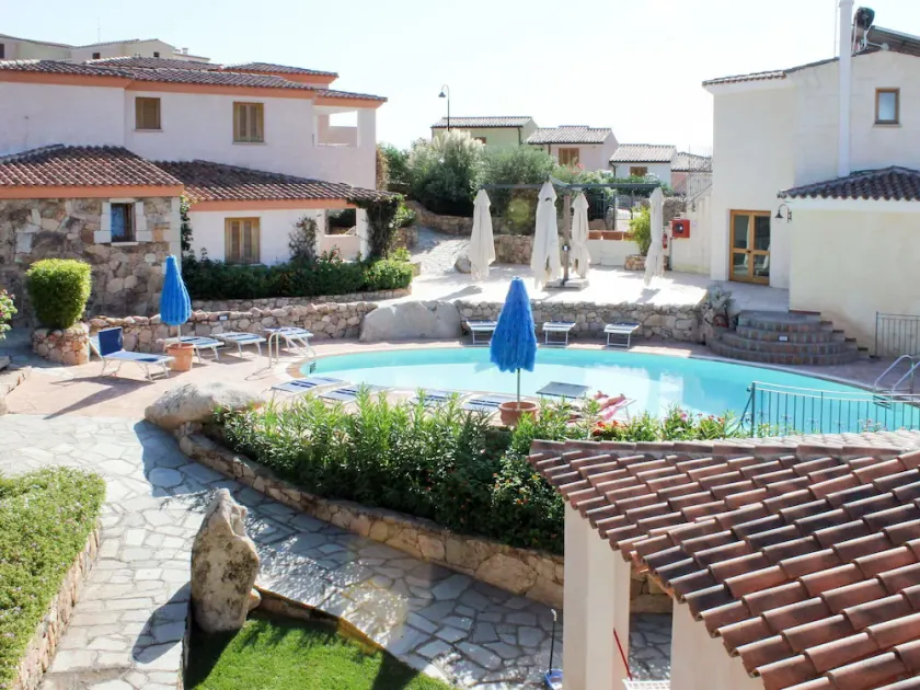 Lovely apartment for 2 guests with WIFI, pool, A/C, TV, terrace and pets allowed - Image 1