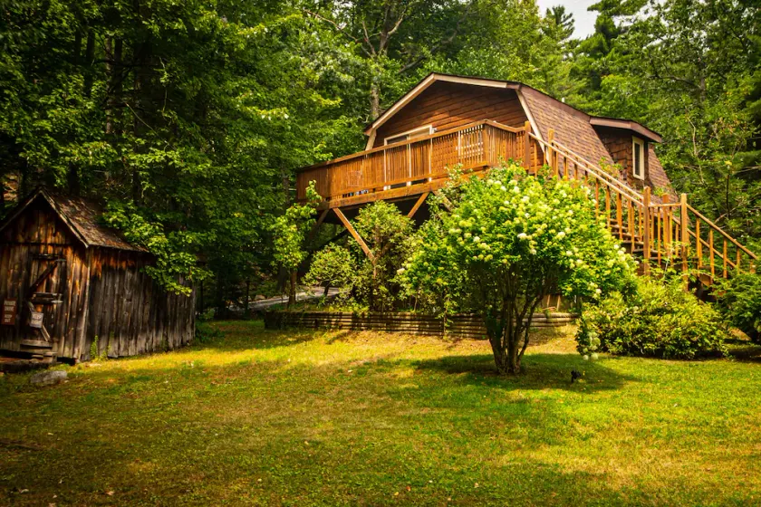 Cozy Loft Cabin high above Bashakill Wildlife Refuge - Image 1