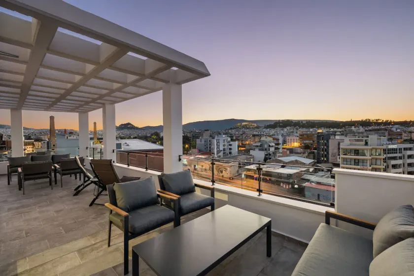 ATHENIAN VIEW LOFT - Image 1