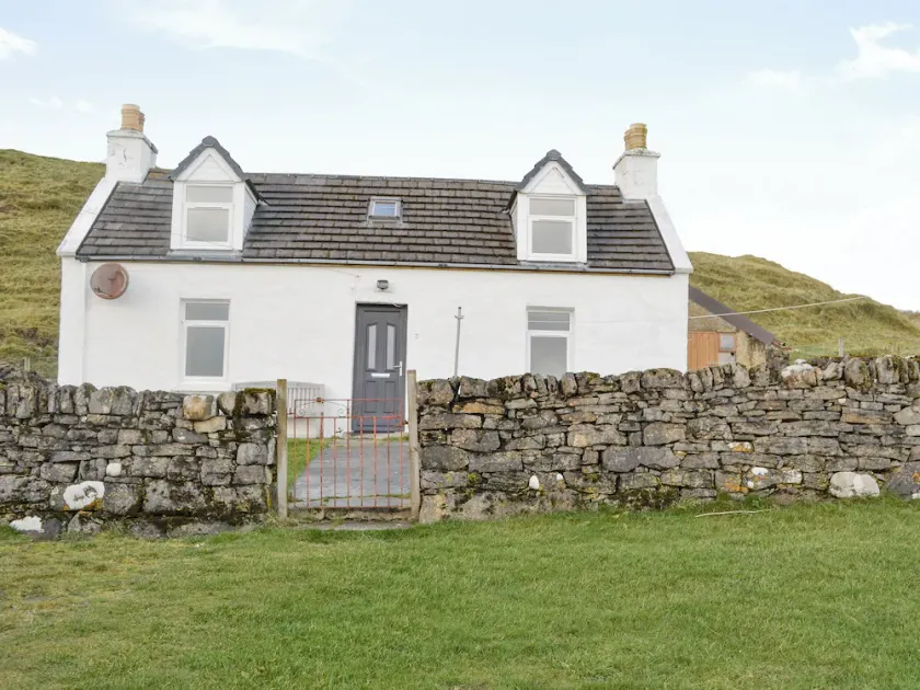 2 værelses bolig i Staffin, Isle of Skye - Image 1