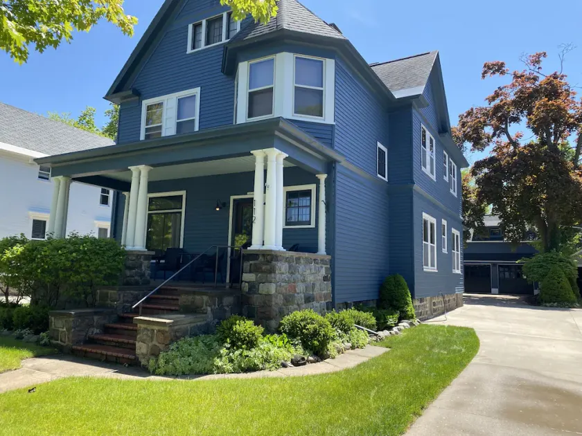 Victorien dans le centre-ville historique de Petoskey - Multi-Family Ready! - Image 1
