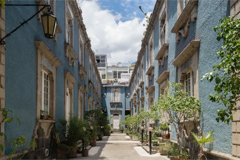Azul Cordoba By The Local Way - Image 1