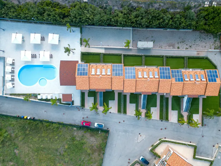 Icaro Apartments - Charming apartment with pool, just a stone's throw from the sea! - Image 1