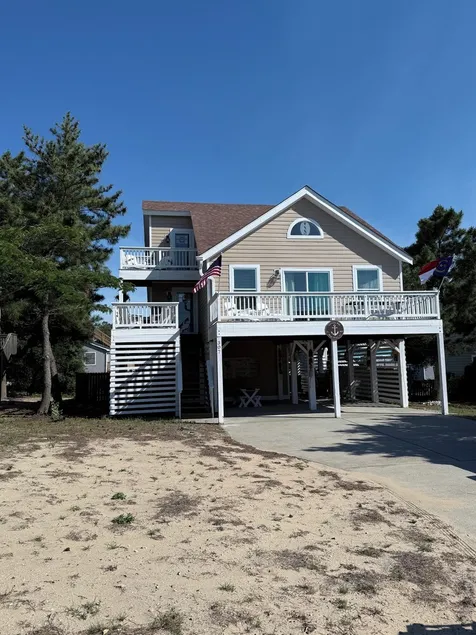 Soundside in the heart of Nags Head. Dog friendly and no pet fee!  - Image 1