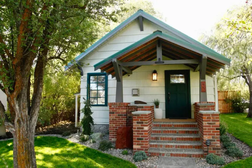 Downtown Craftsman with King Bed and Private Yard - Walk Everywhere - Image 1