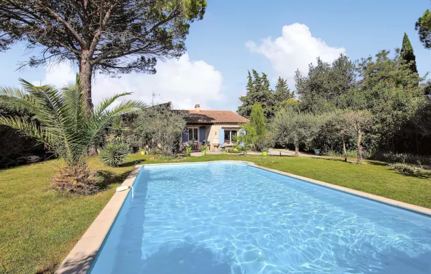 Stunning home in Cheval-Blanc - Image 1