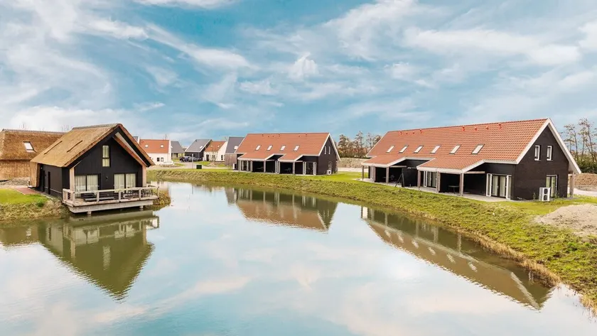 Awesome home in Nieuwvliet-Bad with 2 Bedrooms, WiFi and Private swimming pool - Image 1