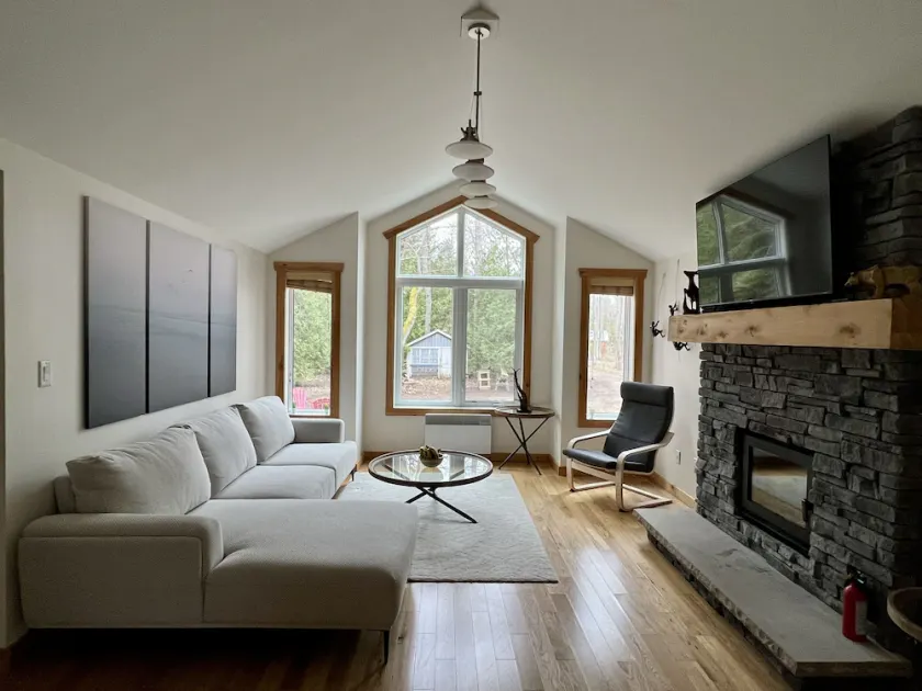 Beautiful Cottage in Tobermory  - Image 1