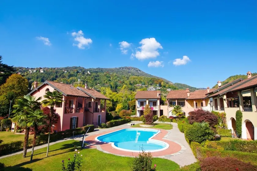 Residenza Girasole, Lesa, Italien - Image 1